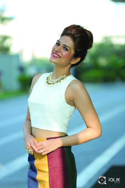 Shraddha-Das